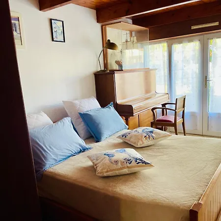 La Maison Des Courlis Holiday home *